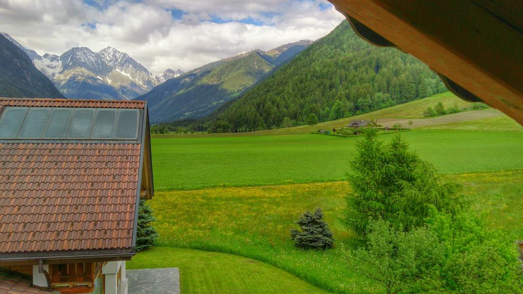 Отель Haus Mucher Rasun Anterselva Экстерьер фото